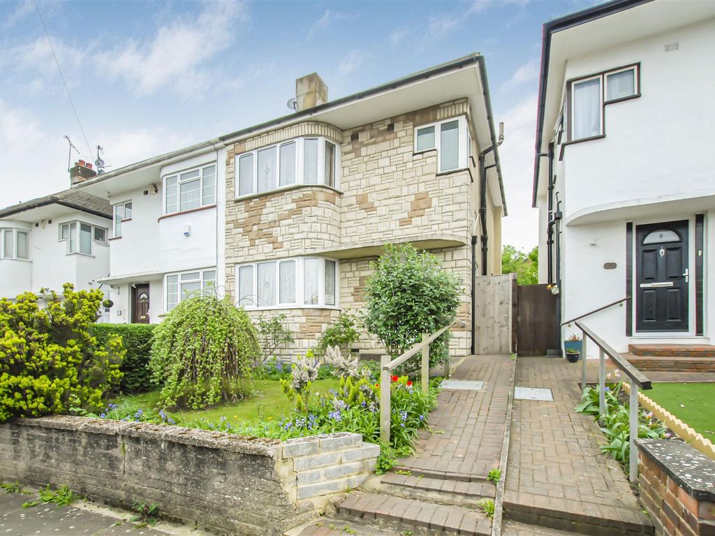 3 bed semidetached house for sale in The Heights, Northolt UB5 Zoopla