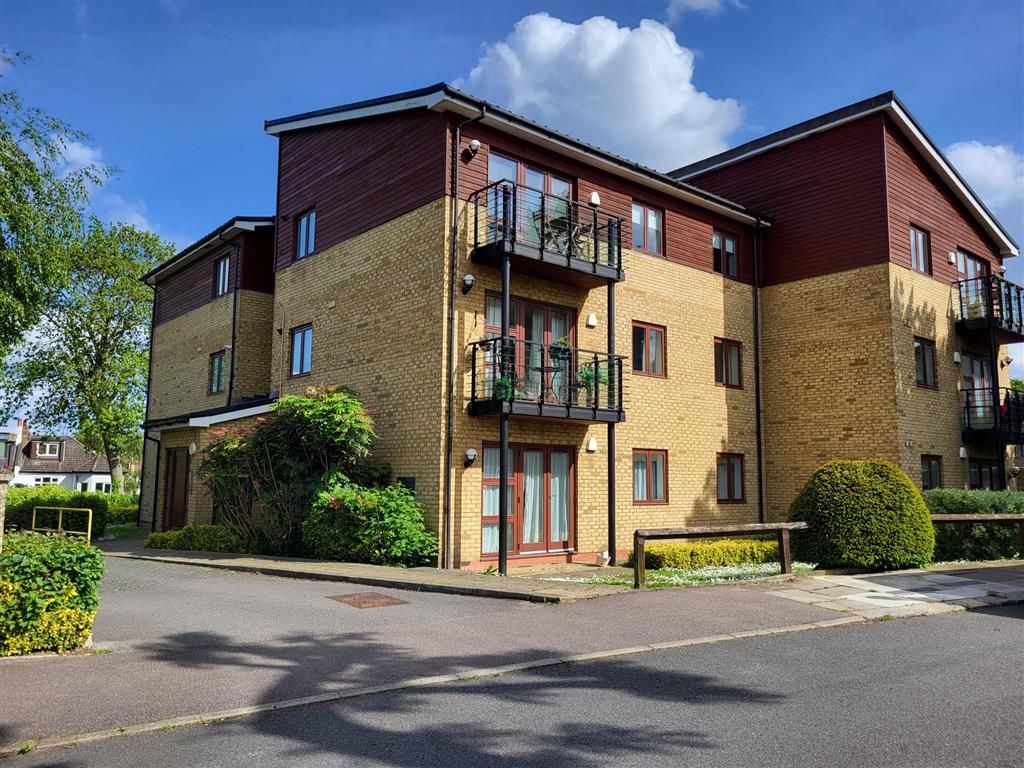 1 bed flat to rent in Bycullah Avenue, Enfield EN2 Zoopla