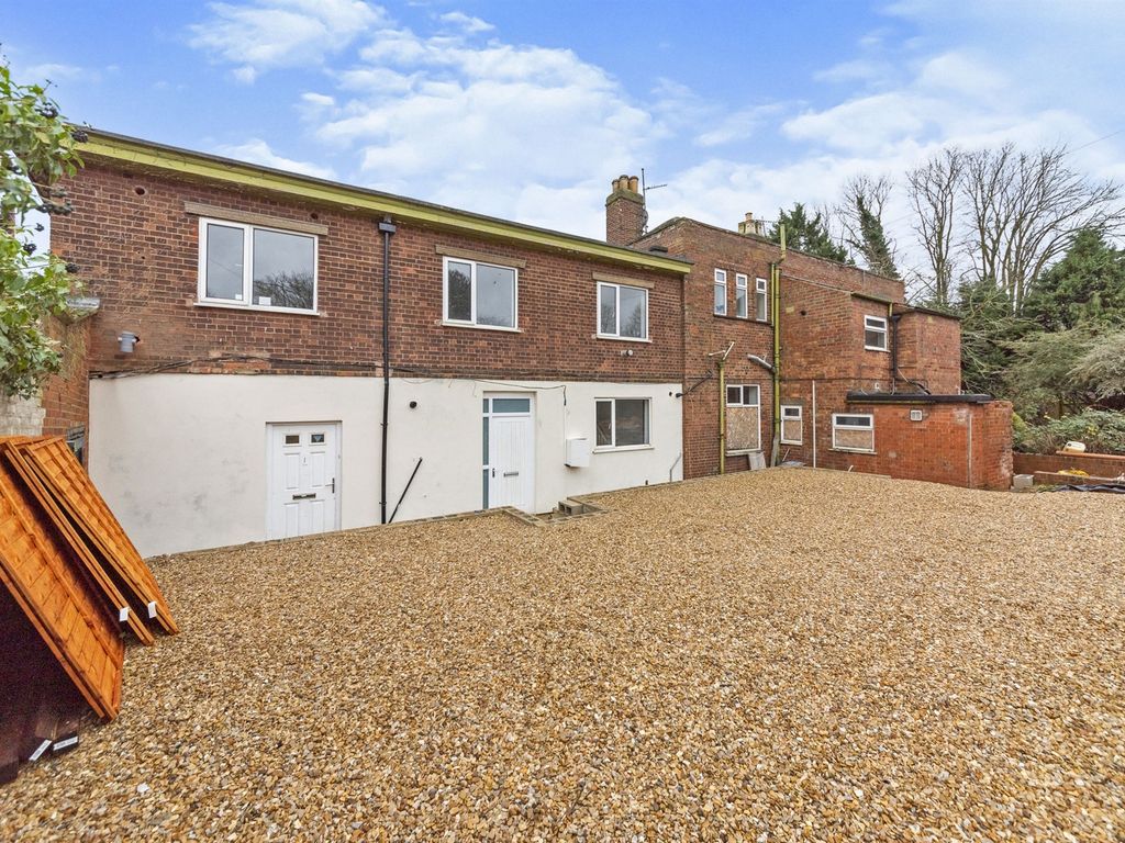 1 bed end terrace house for sale in Barrowby Road, Grantham NG31 Zoopla