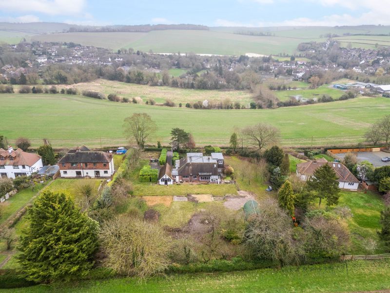 5 bed detached house for sale in Sparepenny Lane, Eynsford, Dartford