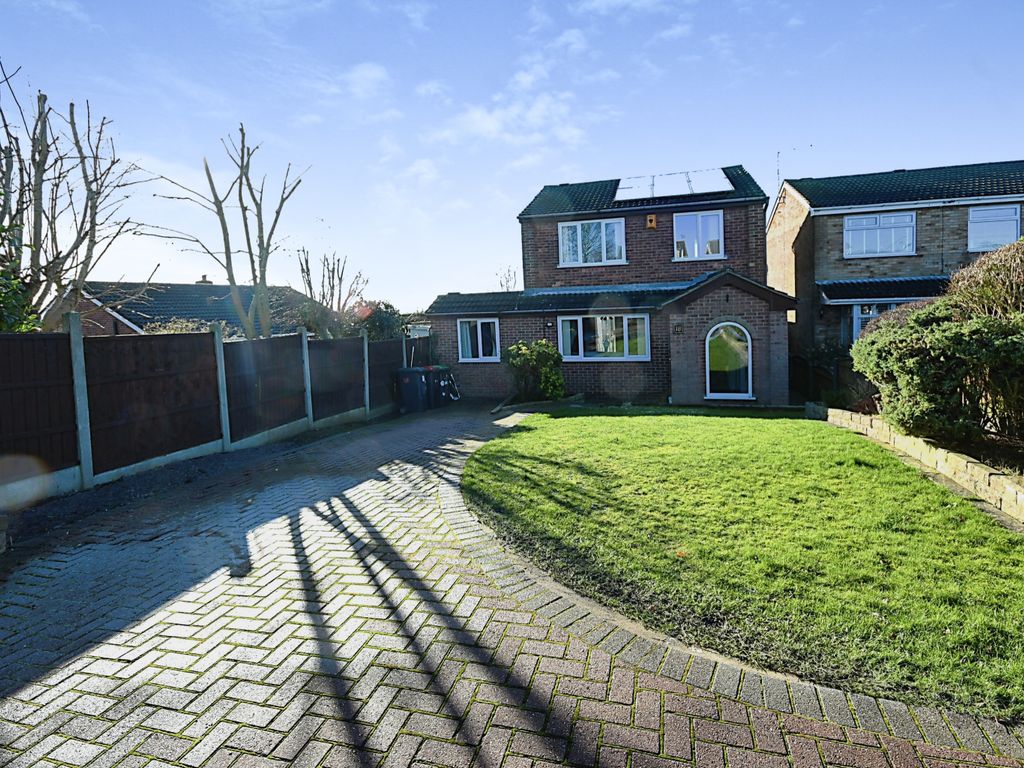 4 bed detached house for sale in Ontario Drive, Selston, Nottingham