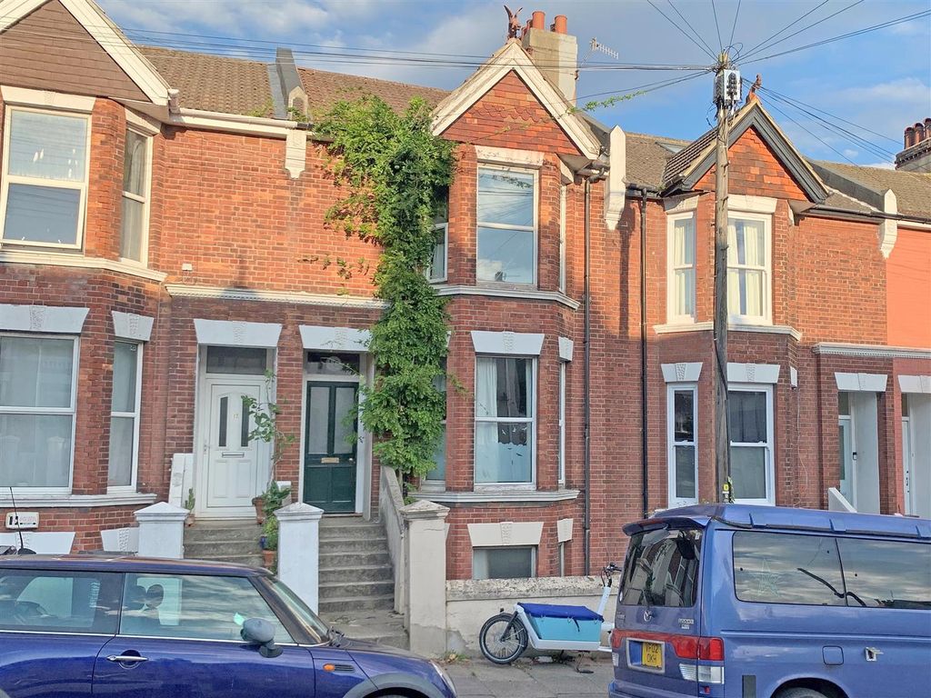 2 bed flat for sale in Hollingbury Road, Brighton BN1 Zoopla