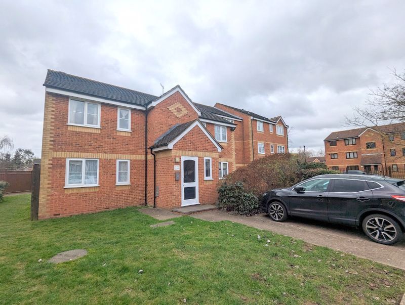 1 bed flat to rent in Redford Close, Feltham TW13 Zoopla