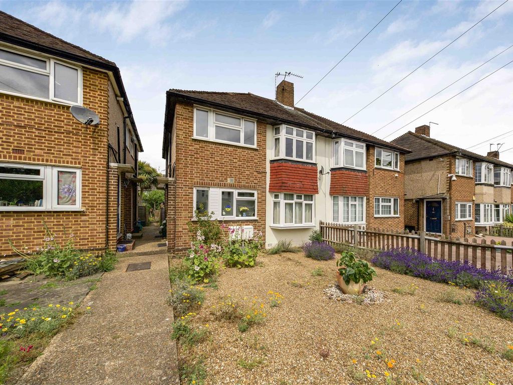 2 bed for sale in Warren Road, Whitton, Twickenham TW2, £195,000 Zoopla