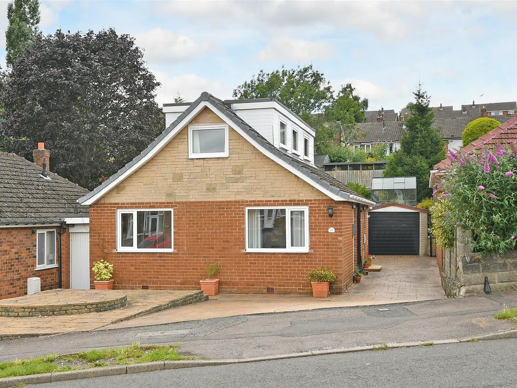 4 bed detached bungalow for sale in Oakhill Road, Dronfield S18, £