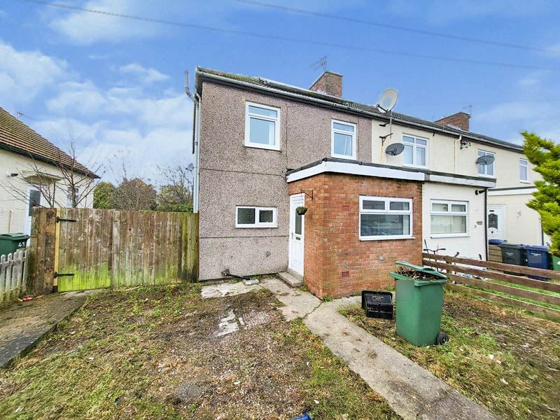 3 bed semidetached house for sale in South Crescent, Boldon Colliery