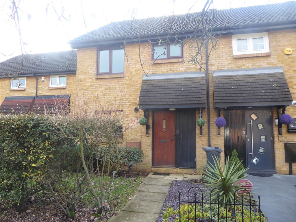 3 bed terraced house for sale in Foxwood Close, Feltham TW13 Zoopla