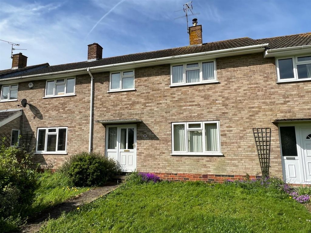 3 bed terraced house for sale in Peveral Walk, South Ham, Basingstoke