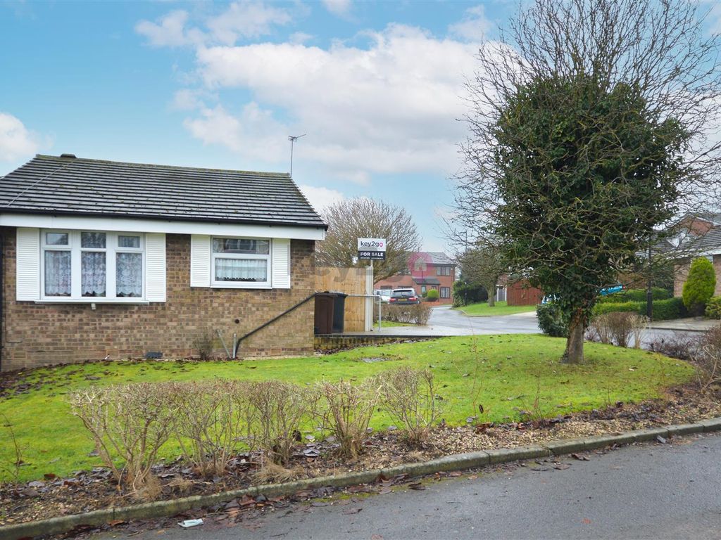 2 bed semidetached bungalow for sale in Ralston Croft, Halfway