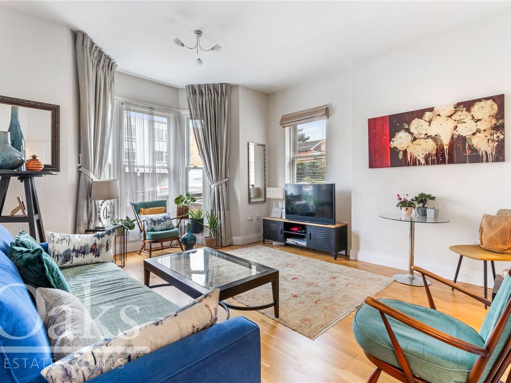 2 bed flat for sale in Outram Road, Croydon CR0, £325,000