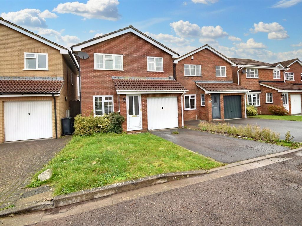 3 bed detached house for sale in Merlin Park, Portishead, Bristol BS20