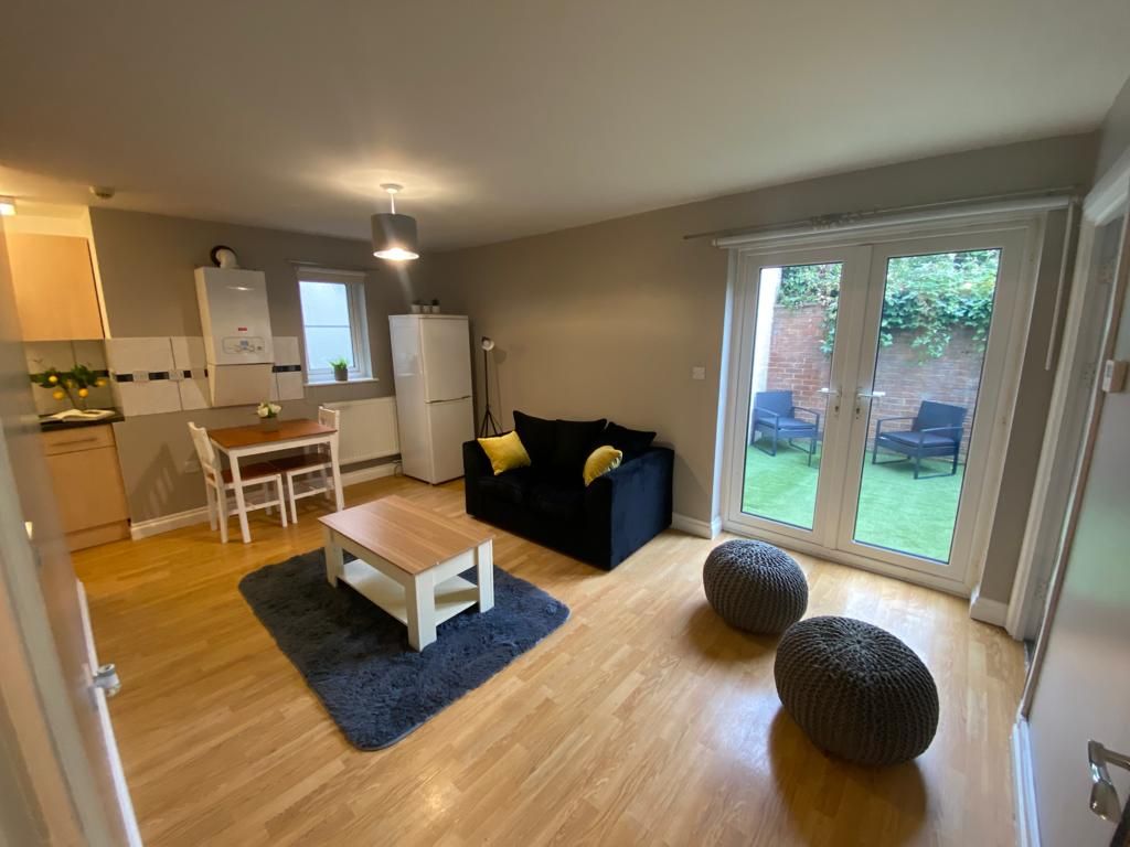 2 bed flat to rent in Flat 4, 45 Dale Road, Luton LU1 Zoopla