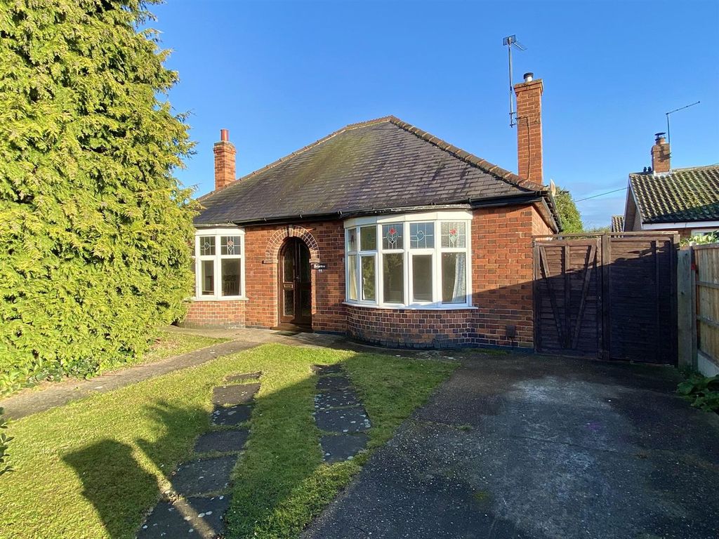 2 bed detached bungalow to rent in Long Lane, Farndon, Newark NG24 Zoopla