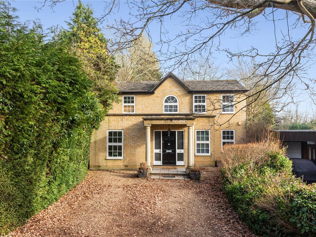 5 bed detached house for sale in Adelaide Close, Stanmore HA7 Zoopla