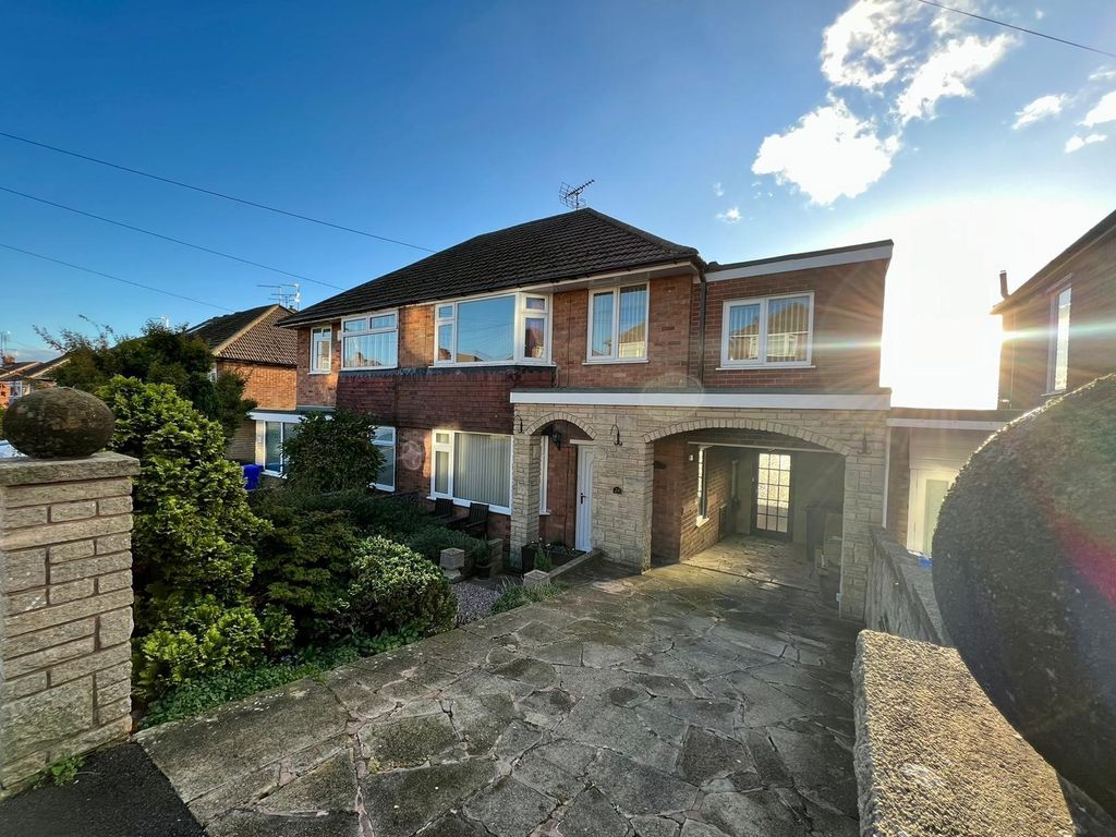 3 bed semidetached house for sale in Charnock Wood Road, Sheffield S12