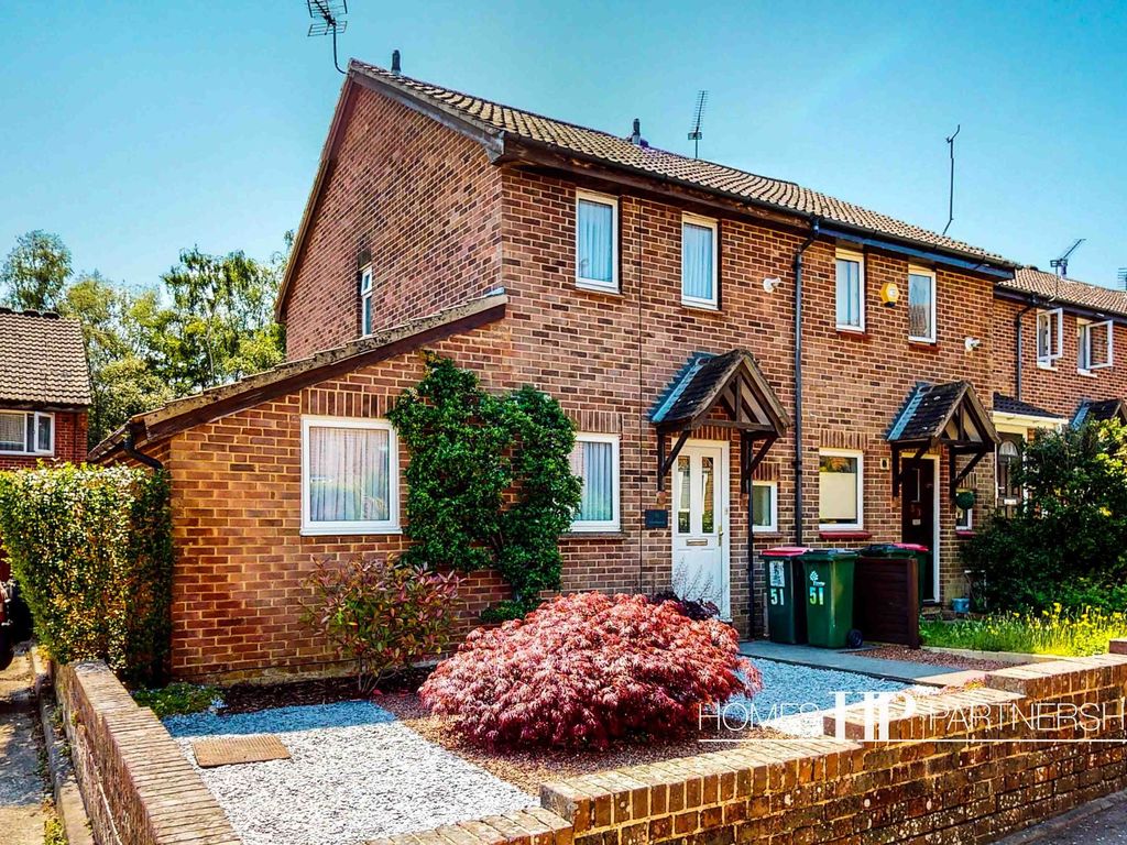 2 bed end terrace house for sale in Woodwards, Crawley RH11, £325,000 Zoopla