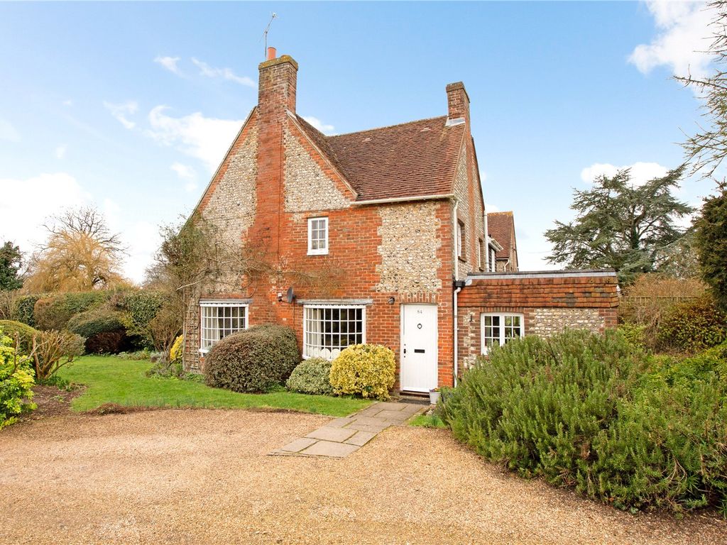 2 bed semidetached house for sale in West Lavant, Chichester, West