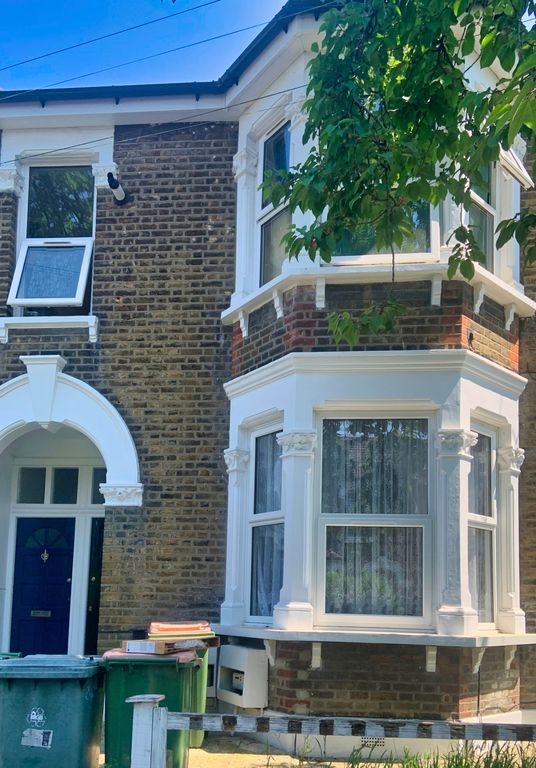1 bed terraced house to rent in Lorne Road, Wanstead, Forest Gate