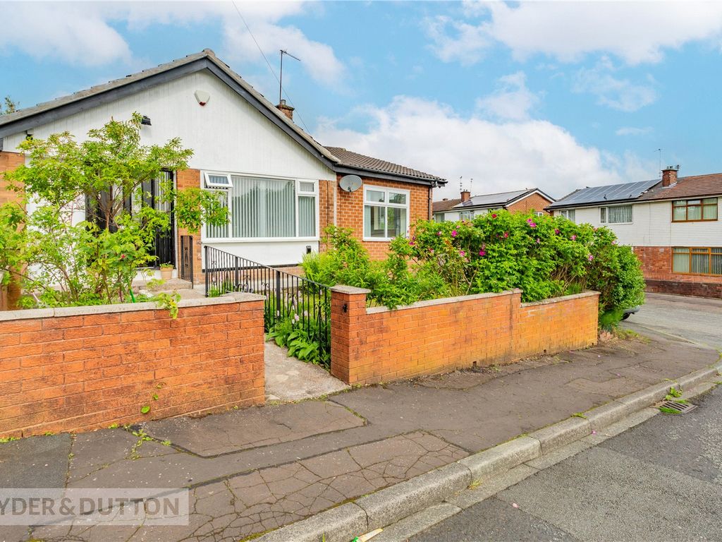 3 bed detached bungalow for sale in Thetford Drive, Cheetham Hill