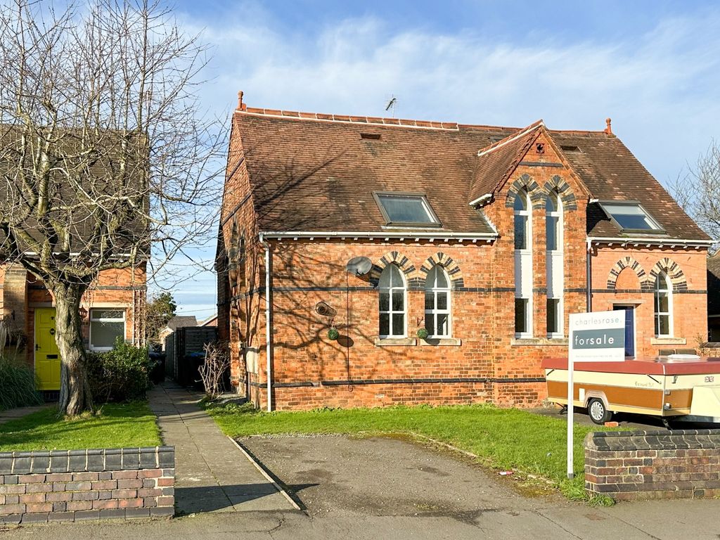 3 bed semidetached house for sale in School Street, Long Lawford