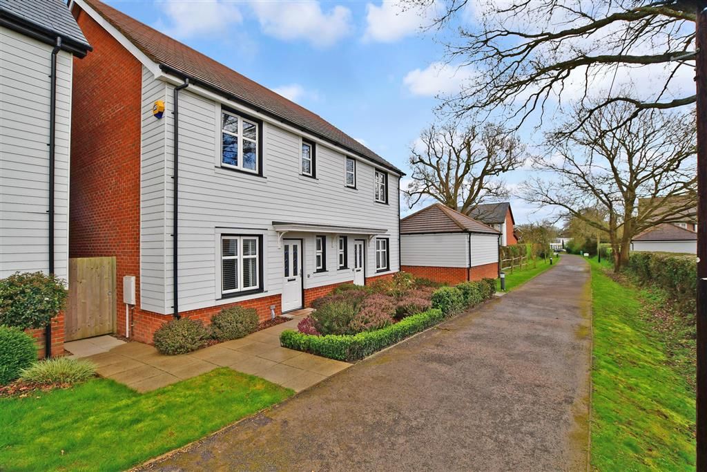 3 bed semidetached house for sale in Southwater, Southwater, Horsham