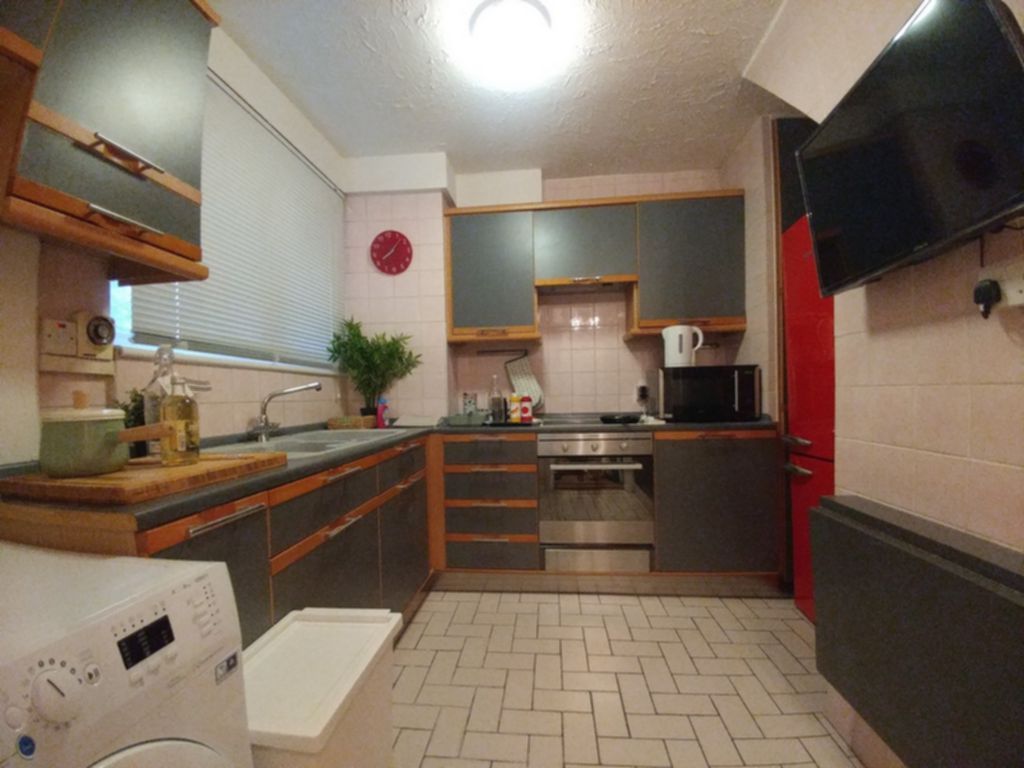 3 bed flat to rent in Shaftesbury Court, Shaftesbury Street, London N1, £3,200 pcm Zoopla