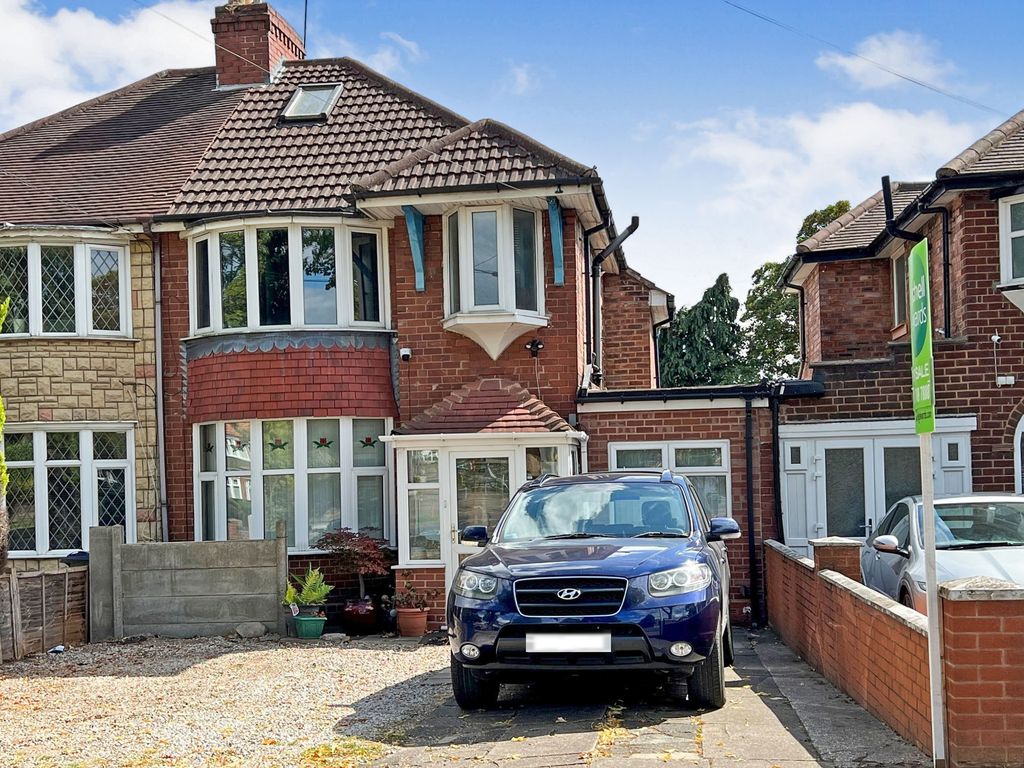 3 bed semidetached house for sale in Hodge Hill Road, Hodge Hill, Birmingham B34 Zoopla