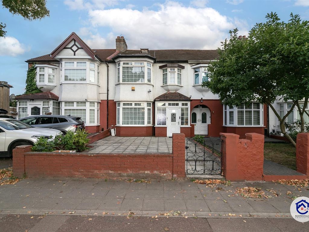 4 bed terraced house for sale in Carlton Terrace, Great Cambridge Road