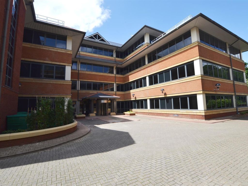 Studio to rent in Homestead Road, Rickmansworth WD3, £1,050 pcm Zoopla