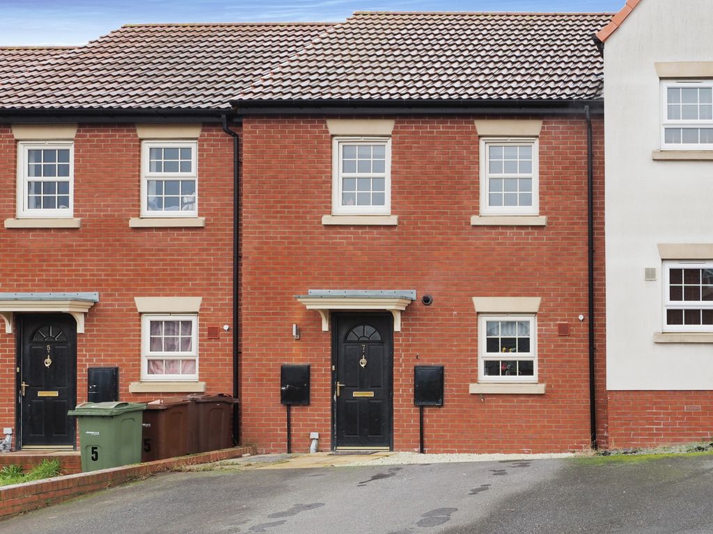 3 bed town house for sale in Sundew Avenue, Pontefract WF7 Zoopla