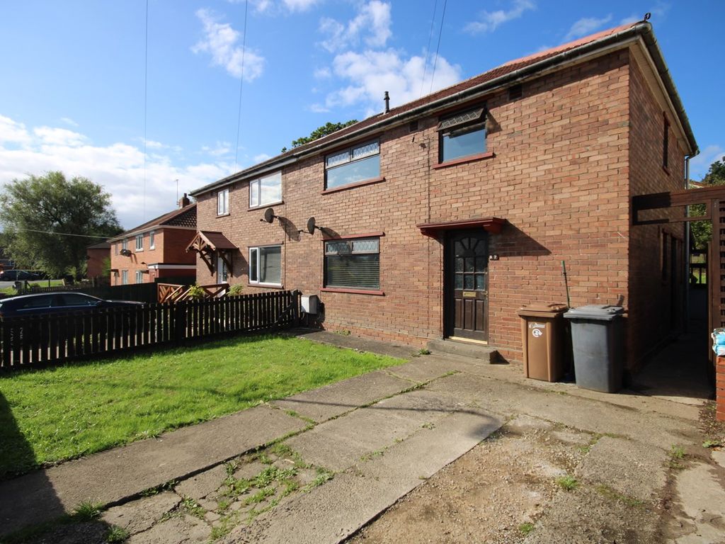 3 bed semidetached house for sale in Montclaire Avenue, Blackwood NP12