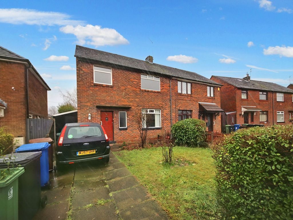 3 bed semidetached house for sale in Snowden Avenue, Wigan WN3, £