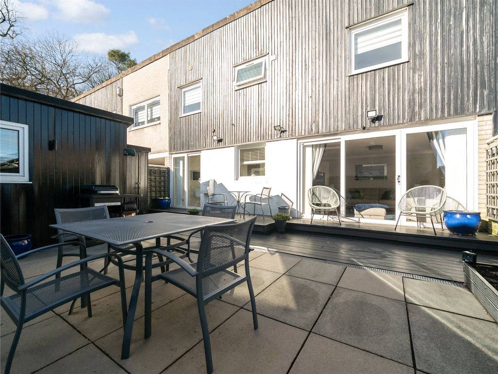 3 bed semidetached house for sale in Ainslie Road, Cumbernauld