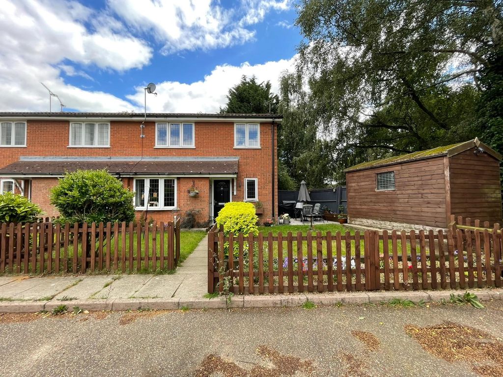 2 bed end terrace house for sale in Essex Way, Purdis Farm, Ipswich IP3