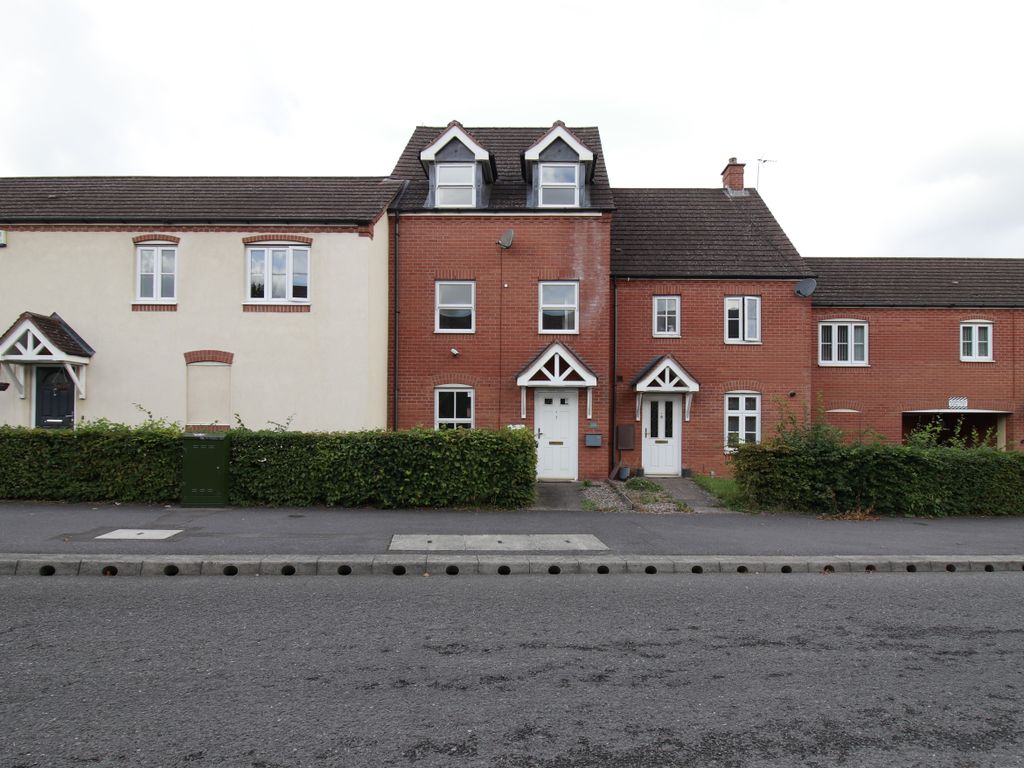 4 bed town house to rent in Wharf Lane, Solihull B91, £1,500 pcm Zoopla