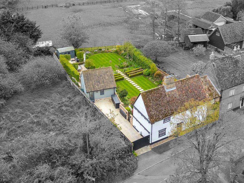 3 bed semidetached house for sale in High Street, Hemingford Abbots