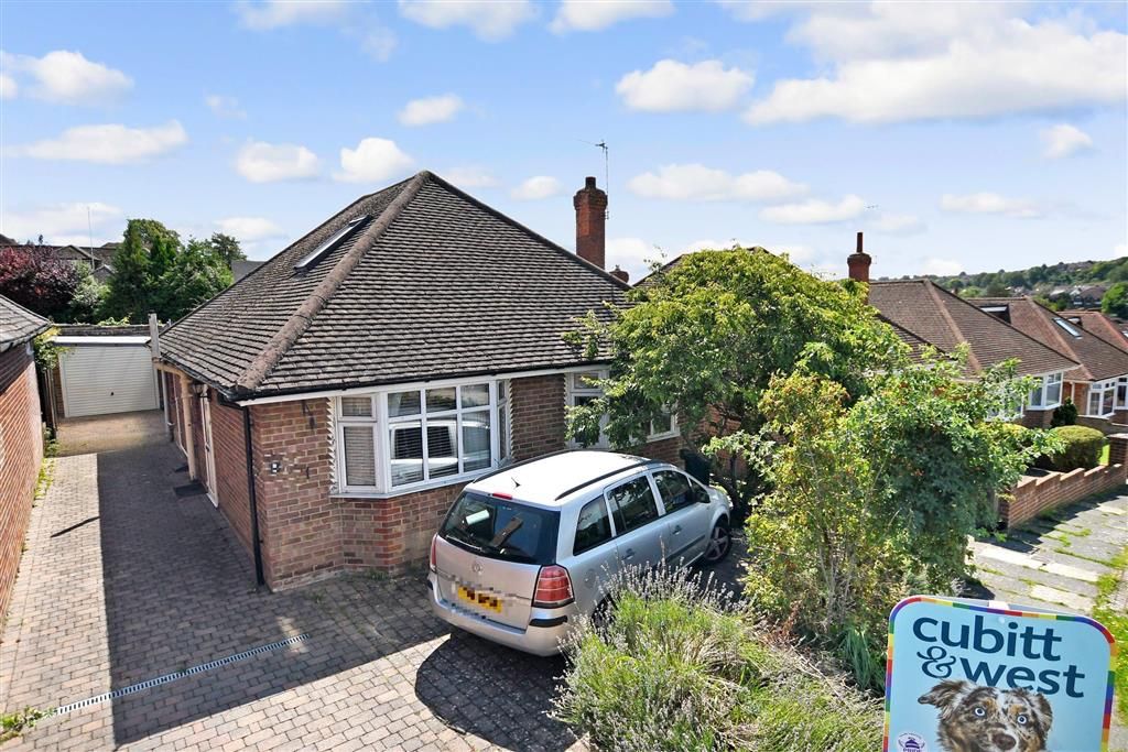 3 bed chalet for sale in Highview Way, Patcham, Brighton, East Sussex