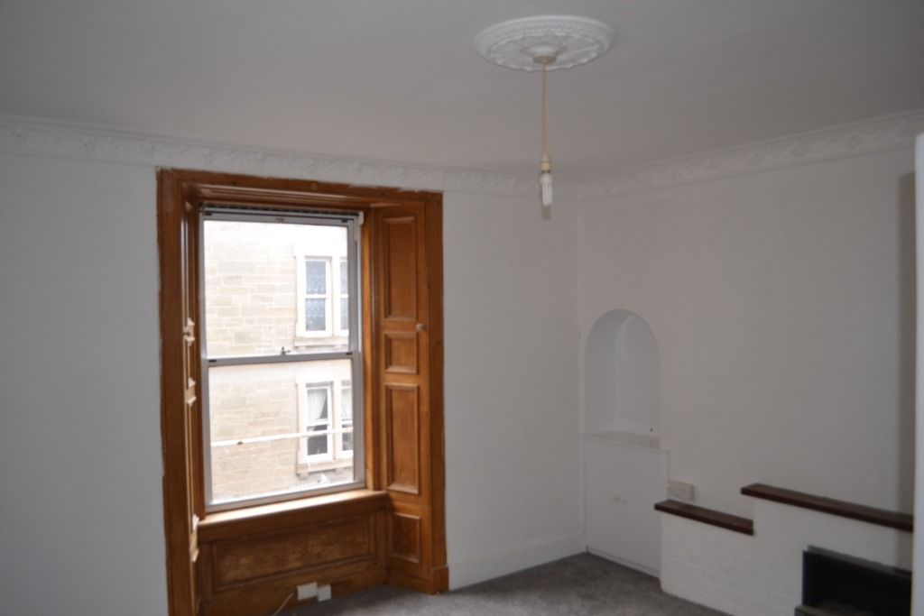 1 bed flat to rent in Provost Road, Dundee DD3, £575 pcm Zoopla