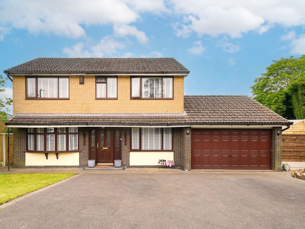4 bed detached house for sale in Druids Close, Egerton, Bolton BL7, £