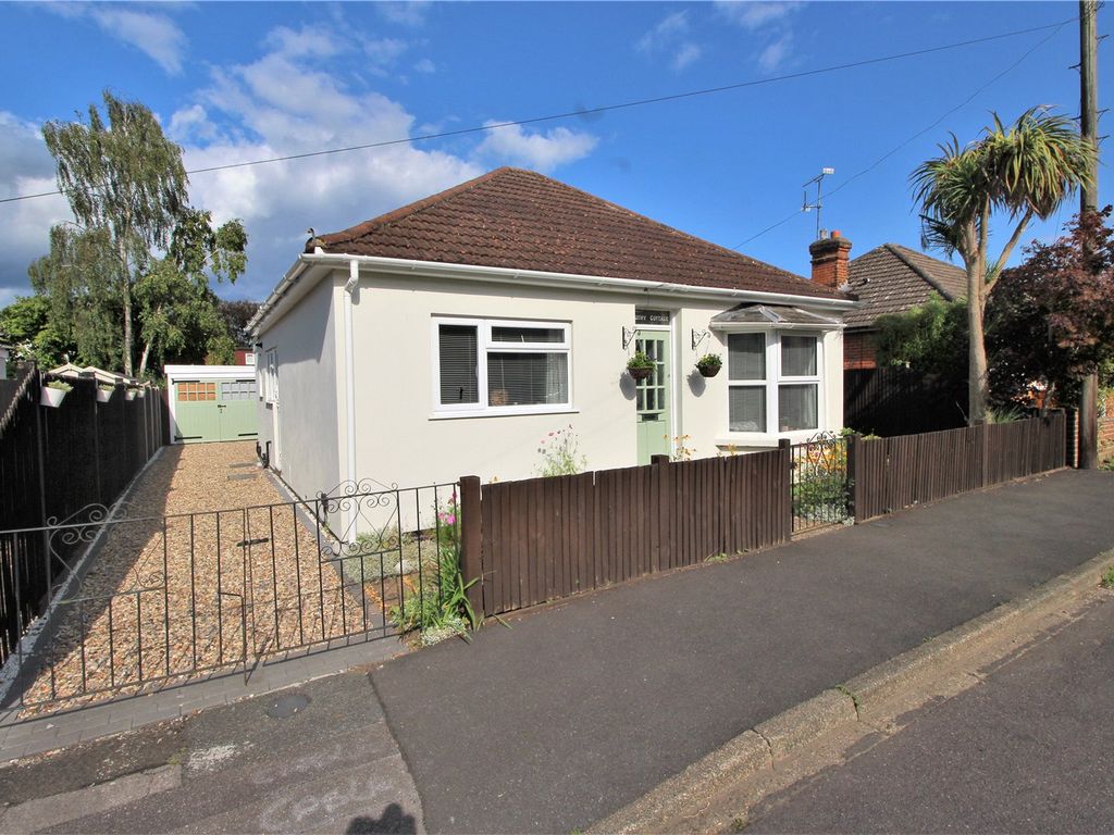 3 bed bungalow for sale in Elms Road, Fleet, Hampshire GU51, £475,000