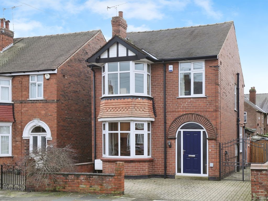 3 bed detached house for sale in Firbeck Road, Doncaster