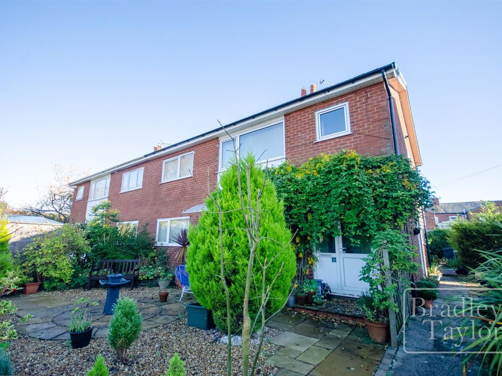 2 bed flat for sale in Princes Court, Penwortham, Preston PR1 Zoopla