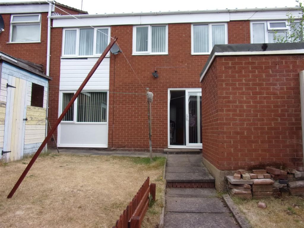 3 bed terraced house to rent in Kingsdown Avenue, Great Barr