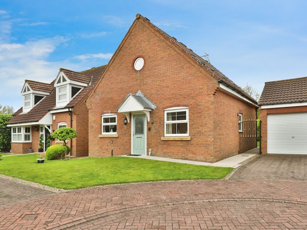 3 bed detached house for sale in Chapel Close, Flamborough, Bridlington