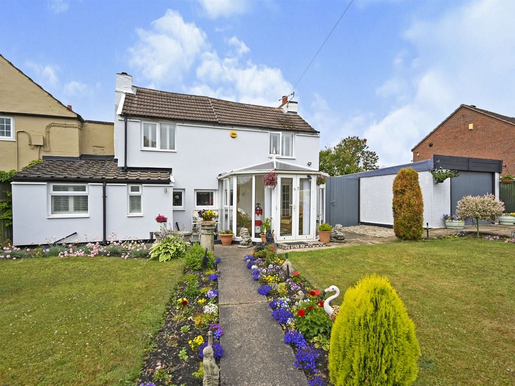 3 bed property for sale in Chapel Road, Selston, Nottingham NG16 Zoopla