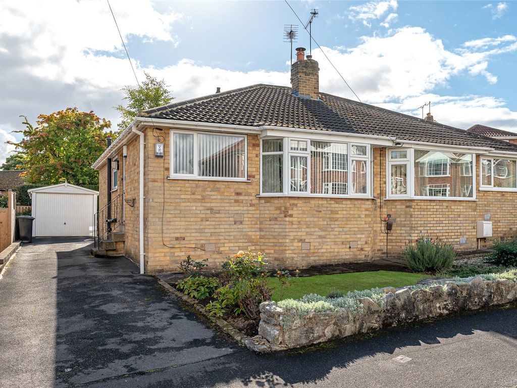 2 bed bungalow for sale in Crofton Rise, Shadwell LS17 Zoopla