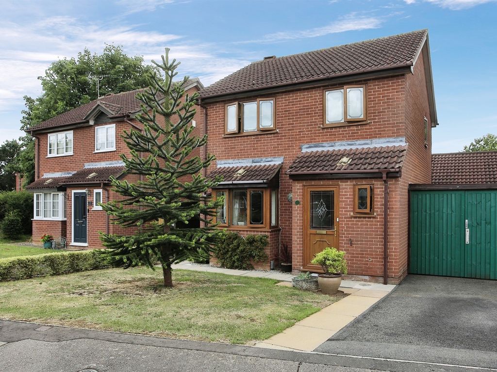 3 bed detached house for sale in Temple Grange, Werrington