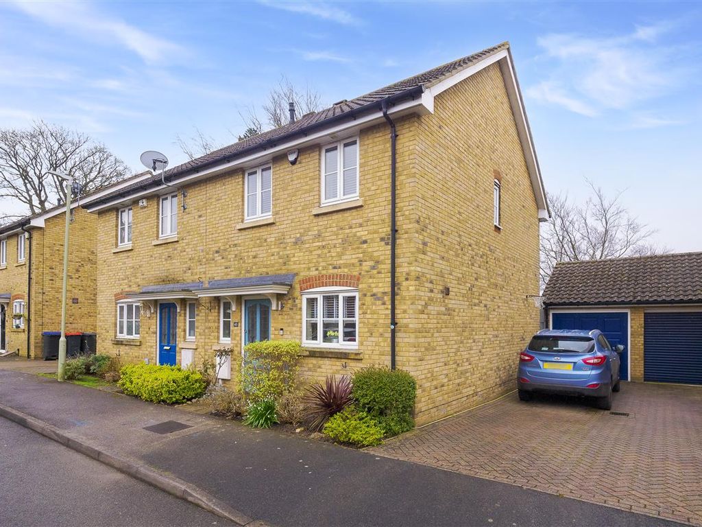 3 bed semidetached house for sale in Updown Way, Chartham, Canterbury CT4 Zoopla