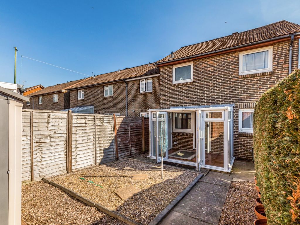 1 bed end terrace house for sale in Lidiard Gardens, Southsea, Hampshire PO4 Zoopla