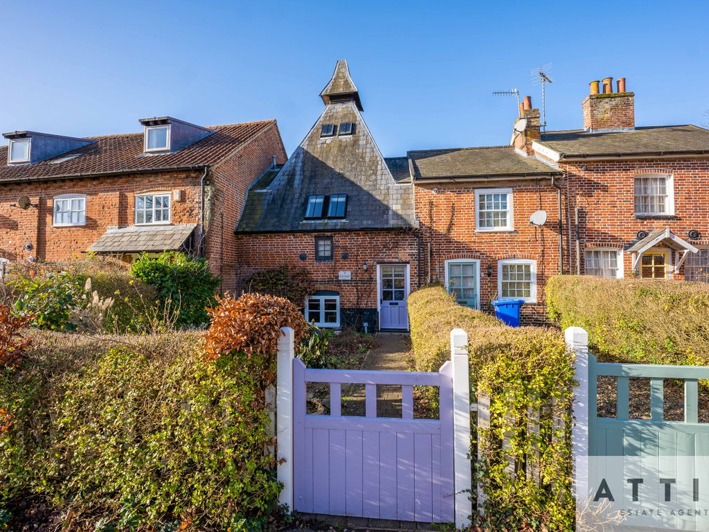 3 bed barn conversion for sale in River Lane, Halesworth IP19 Zoopla